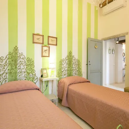 In With Private Pool And Views Cortona