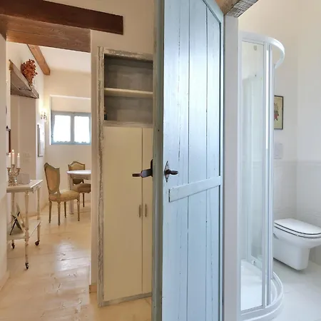 Villa In With Private Pool And Views Cortona