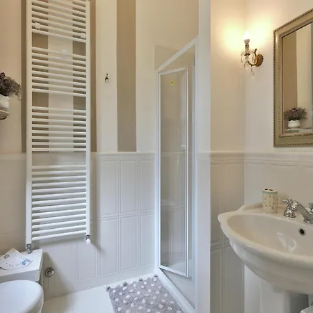 In With Private Pool And Views *